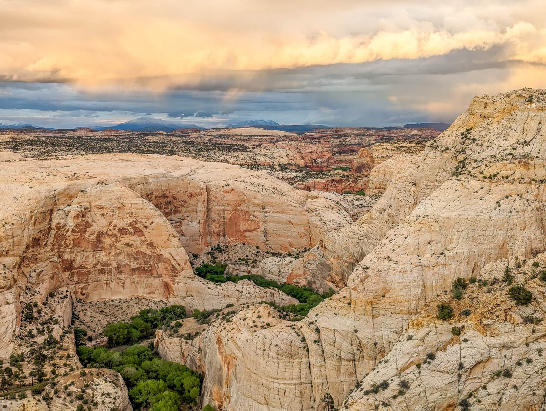 escalante-canyon-sunset-storms